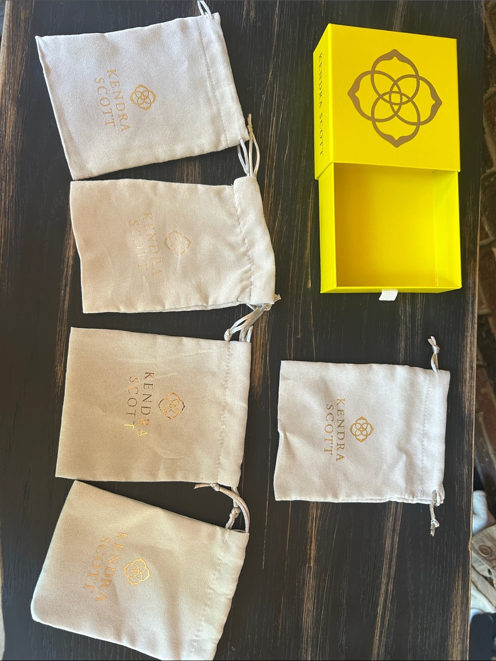 Kendra Scott Cream Jewelry Pouches (5) with Yellow Gift Box